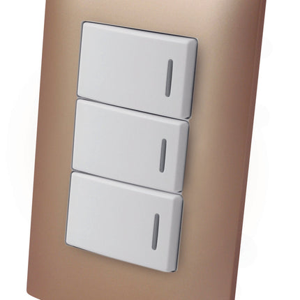 Apagador Triple Sencillo de Tecla con Placa Plástica ALTIMUS